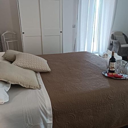 Casa Rosamari - Su Lago Di Posta Fibreno, Appartamento Con Camino Dış mekan fotoğraf