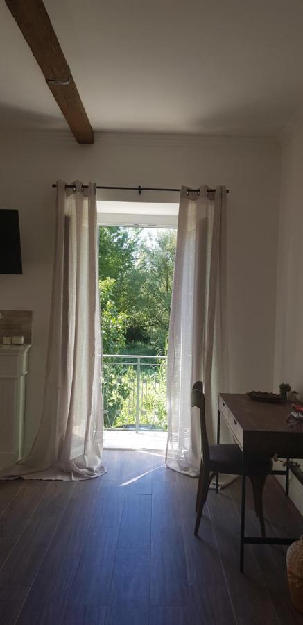 Casa Rosamari - Su Lago Di Posta Fibreno, Appartamento Con Camino Dış mekan fotoğraf