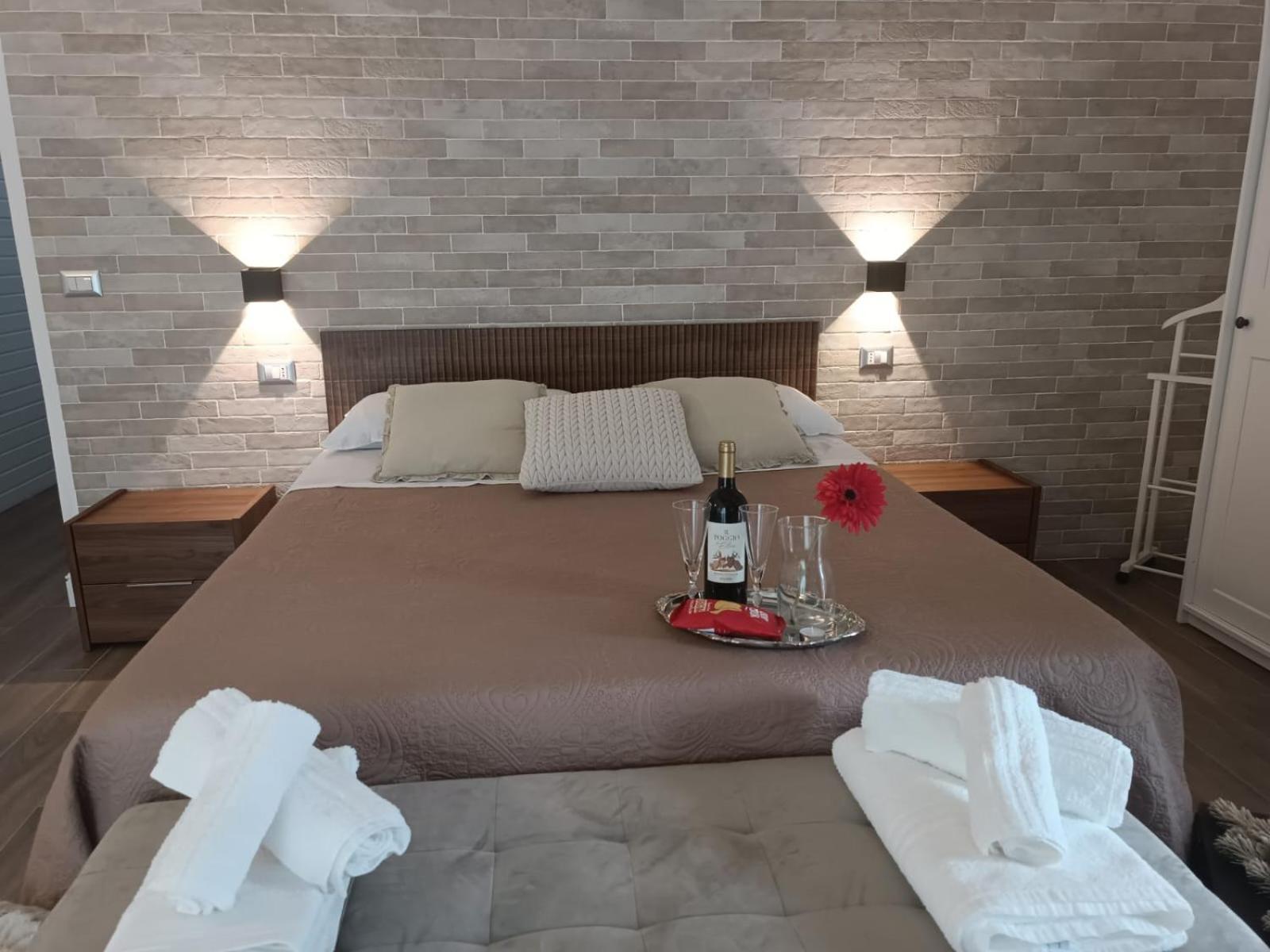 Casa Rosamari - Su Lago Di Posta Fibreno, Appartamento Con Camino Dış mekan fotoğraf